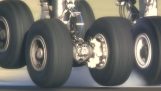 Збільшити колеса з Airbus А380 при посадці