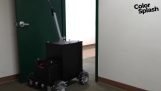 Οι μπογιατζήδες αποχαιρετούν τη δουλειά τους: έφτασε το ρομπότ μπογιατζής