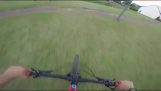 Spectacular 10 seconds bike ride