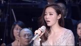 Jane Zhang spieva operu ďalej len "piaty element"