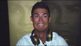 Ο Cristiano Ronaldo εκνευρίζεται με δημοσιογράφο