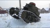 러시아에서 엔지니어의 팀 1 인승 전차 제조