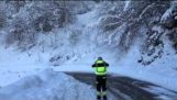 Lente avalanche en Suisse
