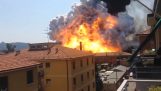 Βυτιοφόρο φορτηγό εκρήγνυται (Ιταλία)