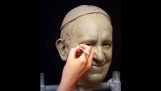 粘土彫刻で有名な顔
