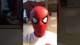 máscara SpiderMan com lentes de engenheiros