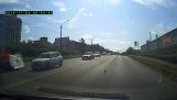 En killing stopper trafikken
