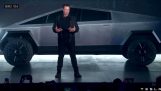 De Elon Musk onthulde de nieuwe bestelwagen van Tesla