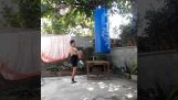 Daglig träning i Muay Thai
