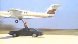 Проблема на колесі під час посадки (1985 рік)