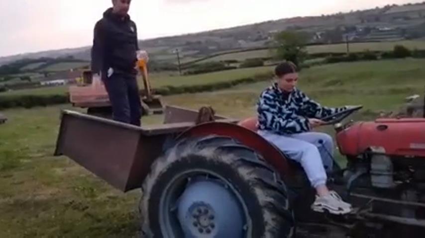A girl is driving a tractor for the first time (fail) | VideoMan