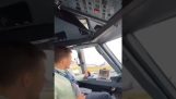 Πως ανοίγει το παράθυρο σε ένα αεροπλάνο Airbus