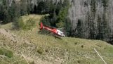 Veszélyes leszállás egy helikopter kórház