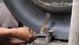 Construction of a chair from old tires
