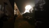 انفجار في مصنع بطاريات تسلا