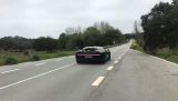 Når en Bugatti Chiron passerer dig i 373 km / t