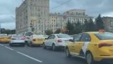 Hacking a taxi company causes a traffic jam (Russia)