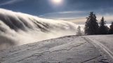 雪崩の霧