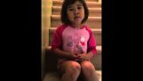A 6 year old girl give her mom a wake up calls a lesson of life after her parents been divorced